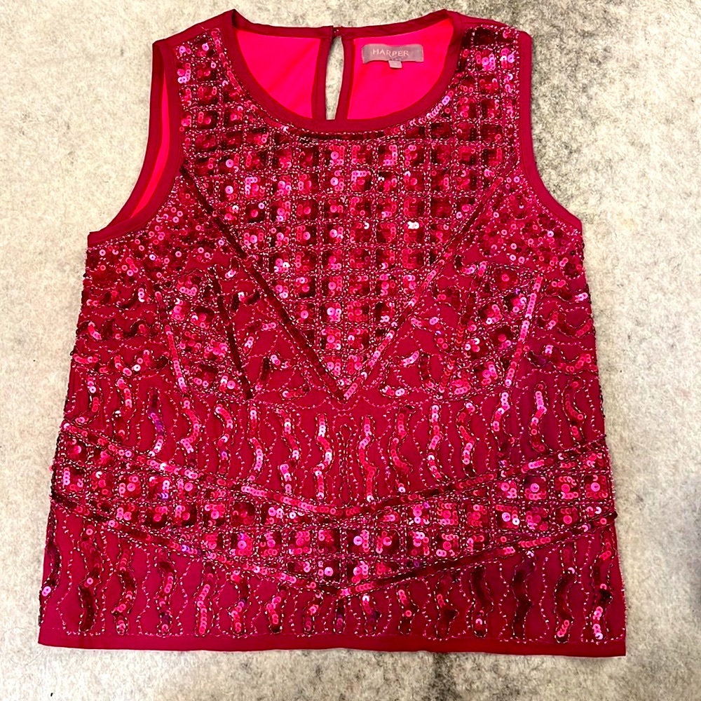 NWOT Francesca’s Pink Sequin Top (S)